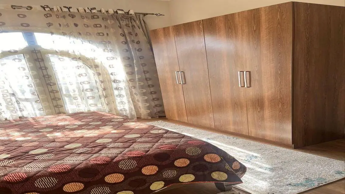 furnished apartment for rent in 90 Avenue Compound