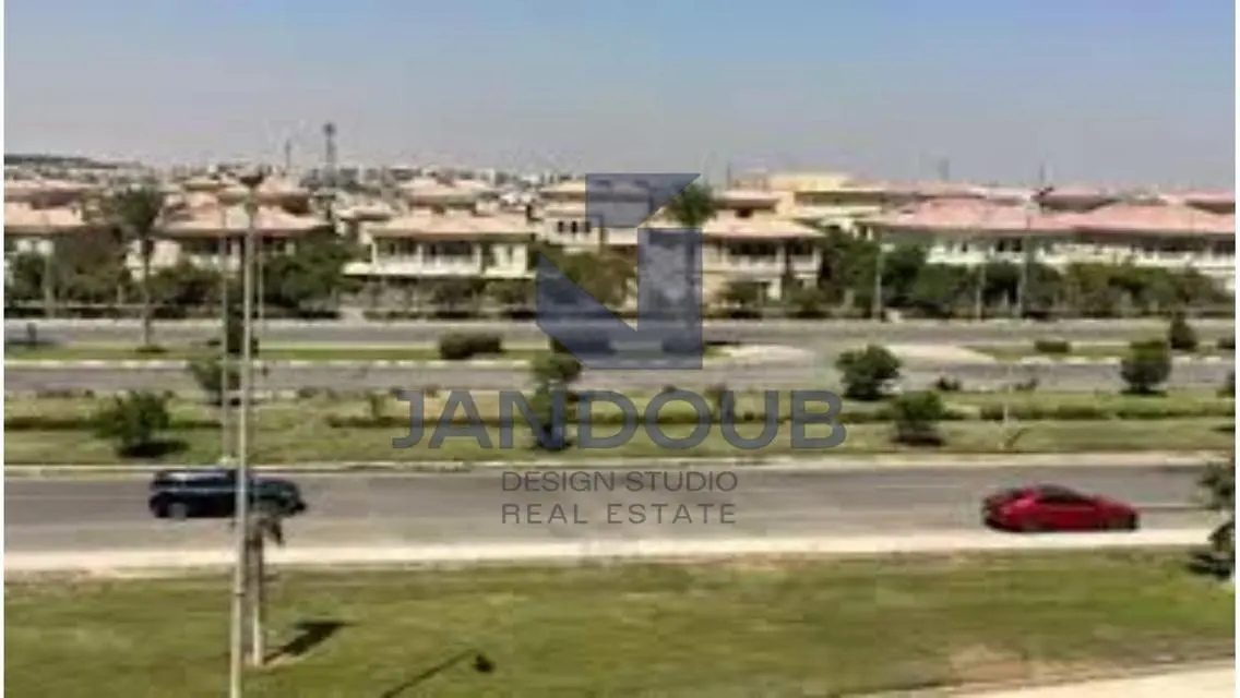 Luxurious Apartment with Private Garden in the Heart of the City