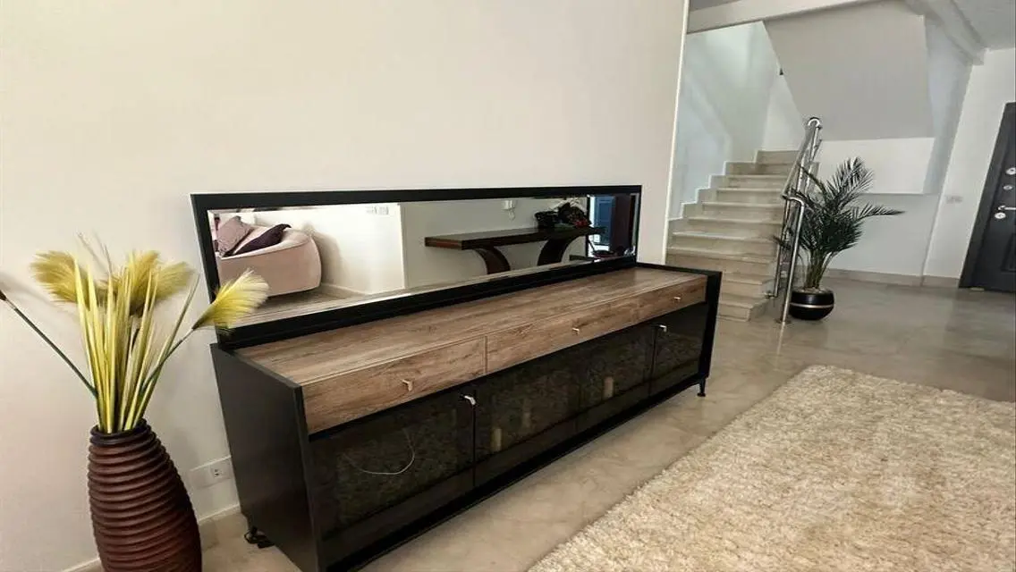 Fully Furnished Apartment for rent  in 90 Avenue