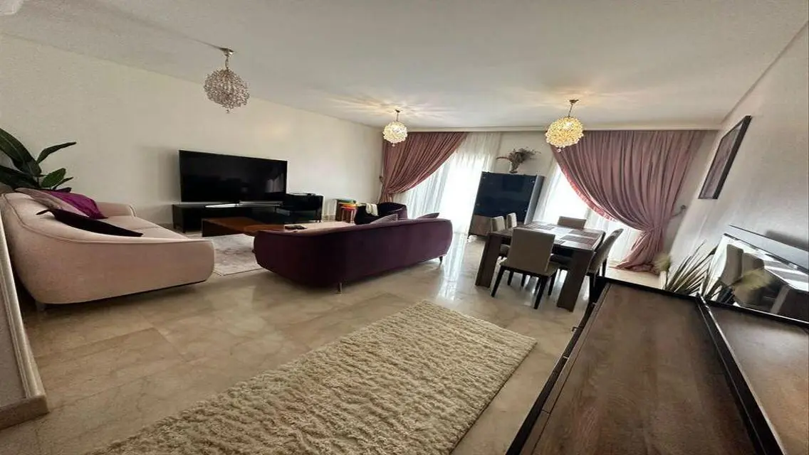Fully Furnished Apartment for rent  in 90 Avenue