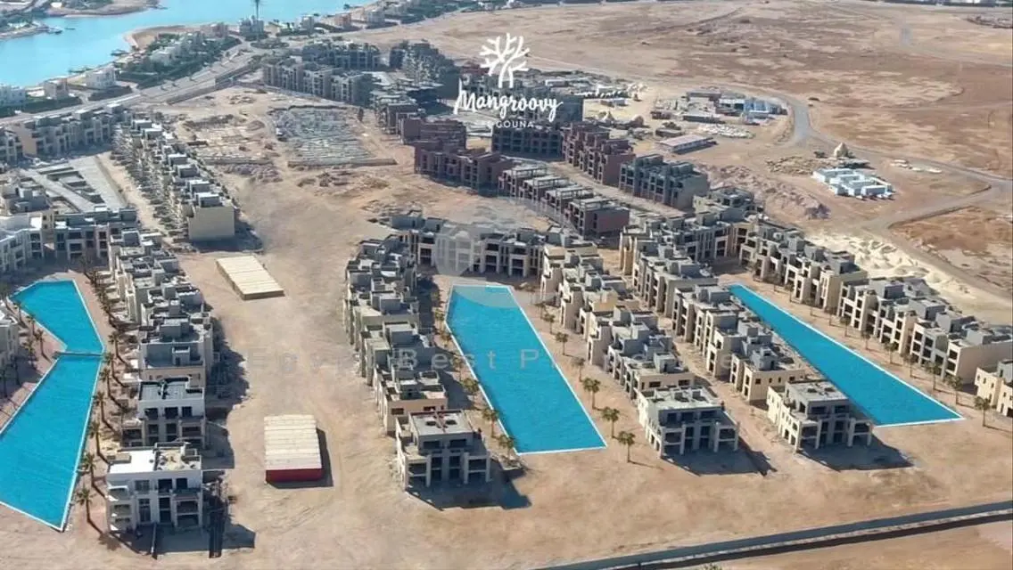 شقة كاملة التشطيب باطلاله على البحر في مانجروفي