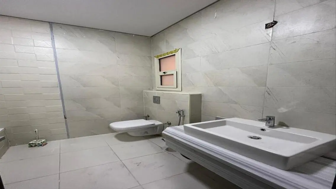 Apartment For Rent  in 90 Avenue new cairo      .