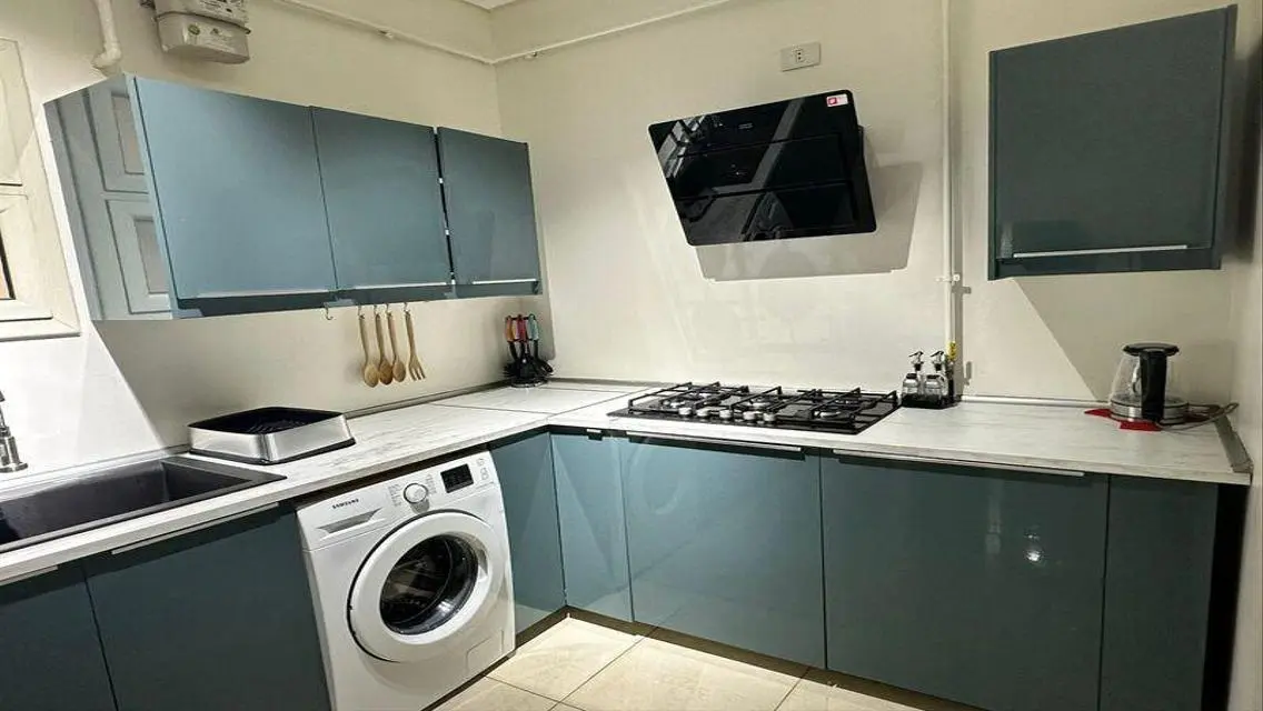 Fully Furnished Apartment for rent  in 90 Avenue