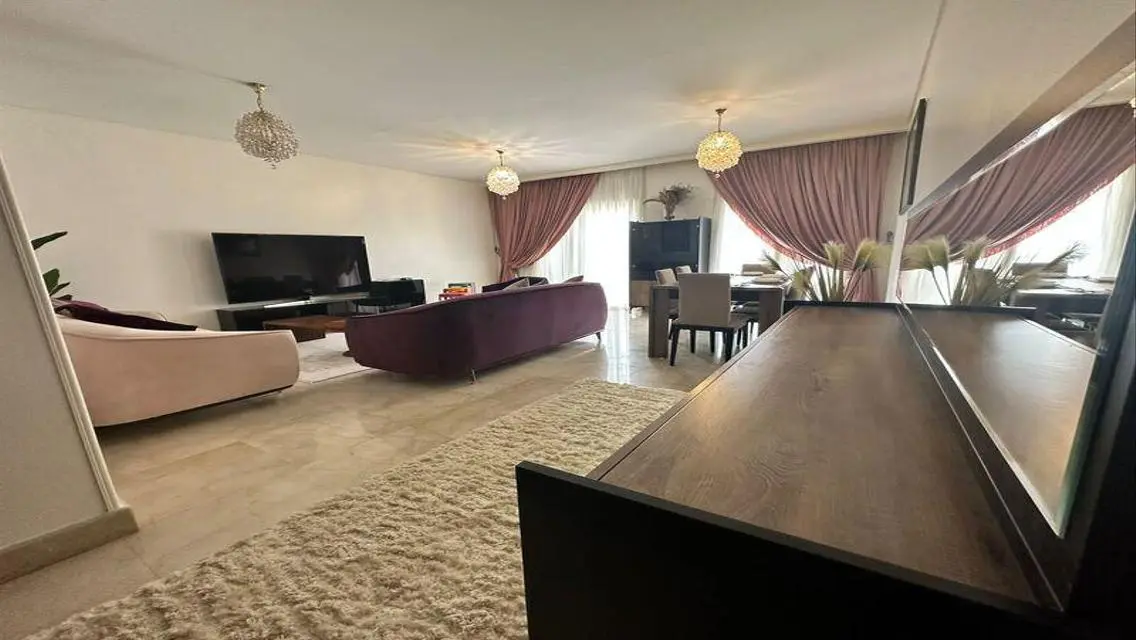 Fully Furnished Apartment for rent  in 90 Avenue
