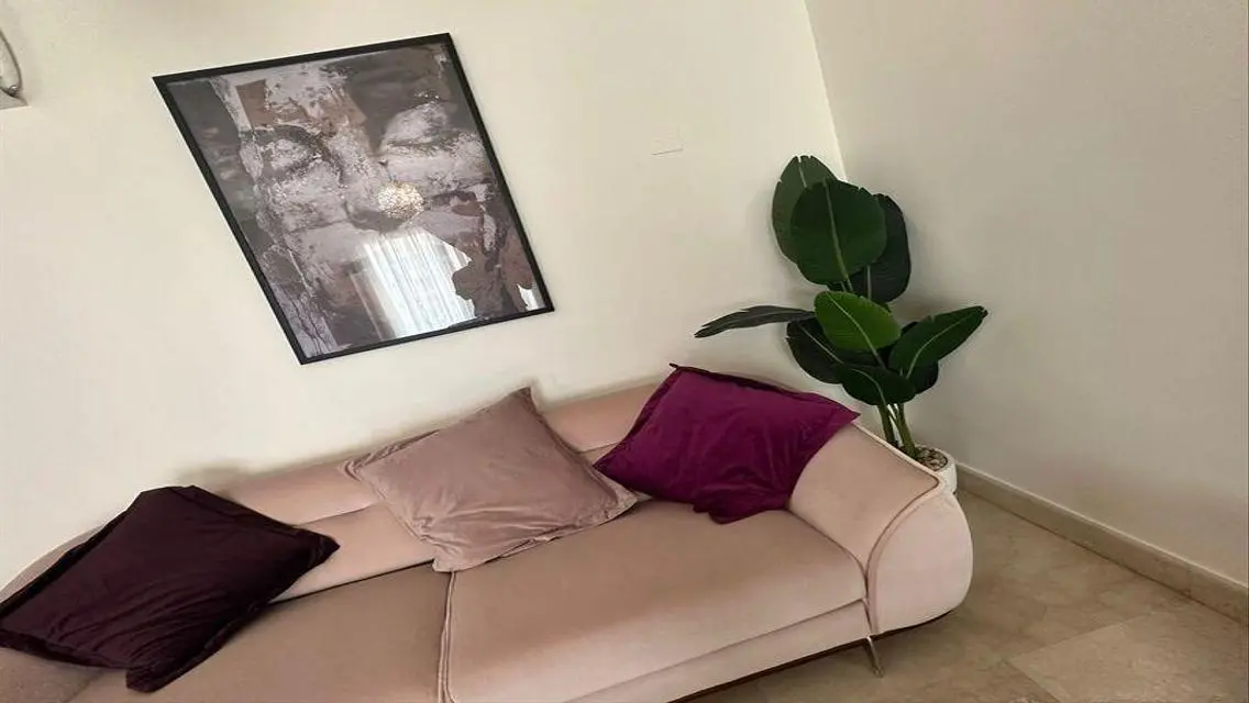 Fully Furnished Apartment for rent  in 90 Avenue