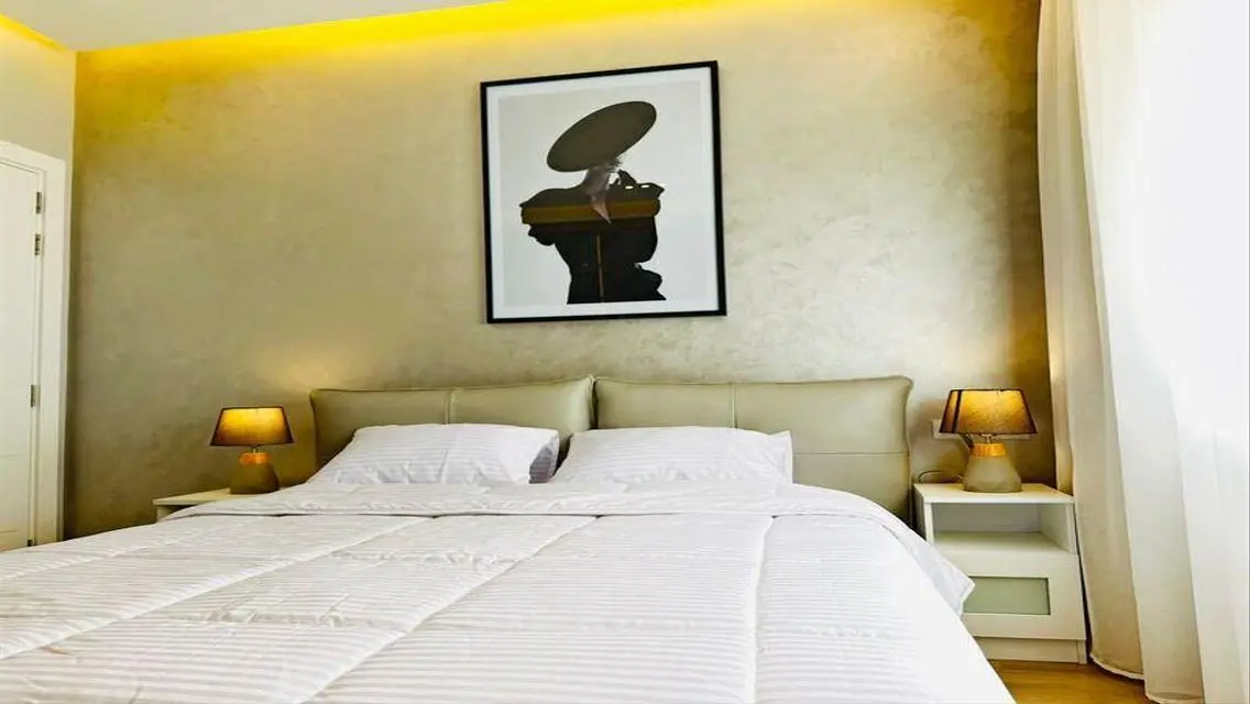 apartment for rent in Lake View in New Cairo     .