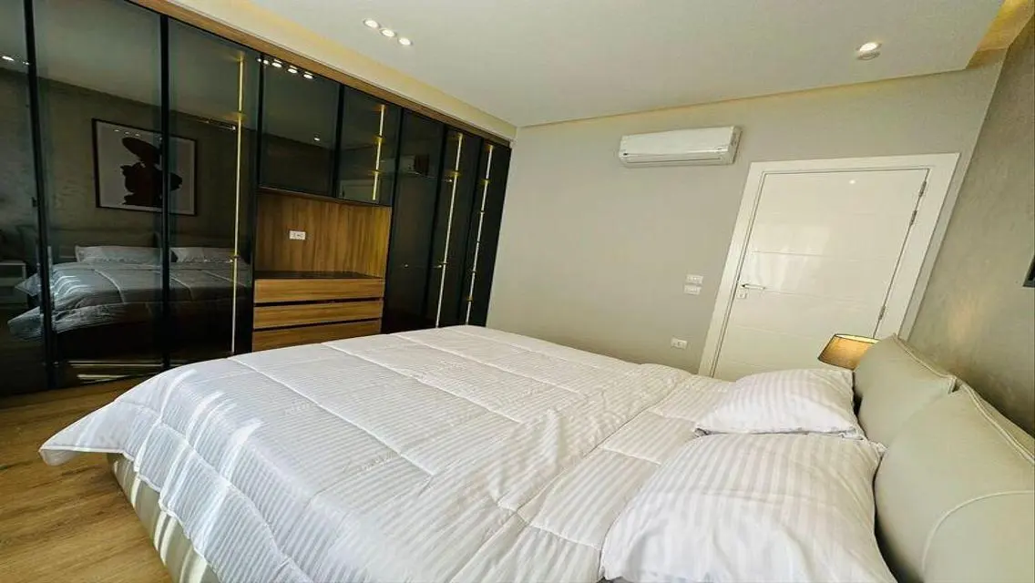 apartment for rent in Lake View in New Cairo     .