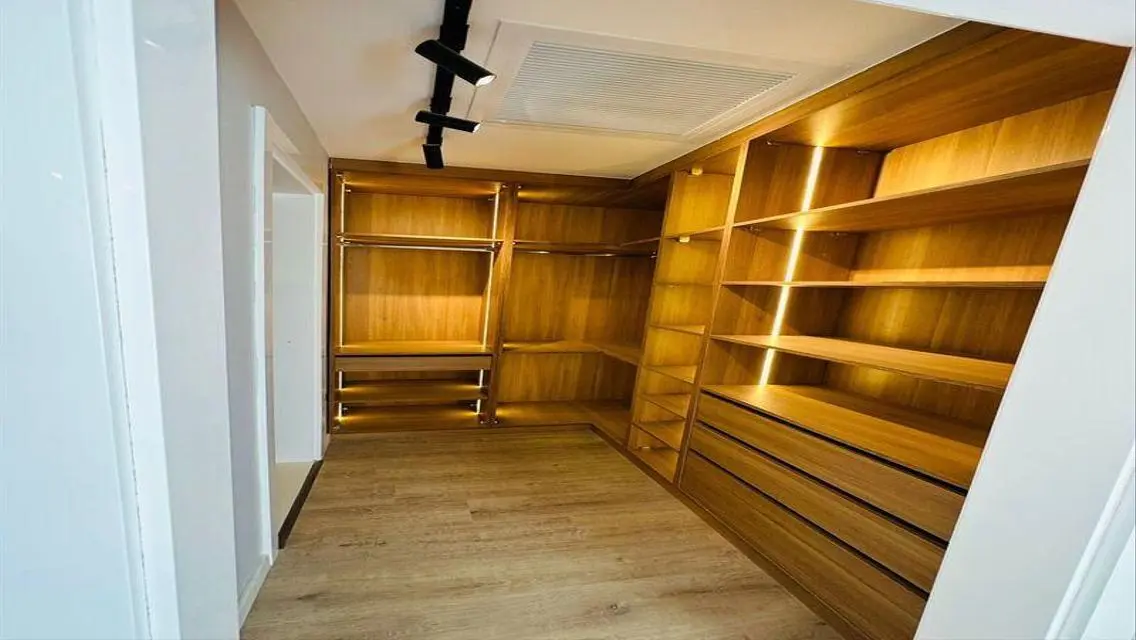 apartment for rent in Lake View in New Cairo     .