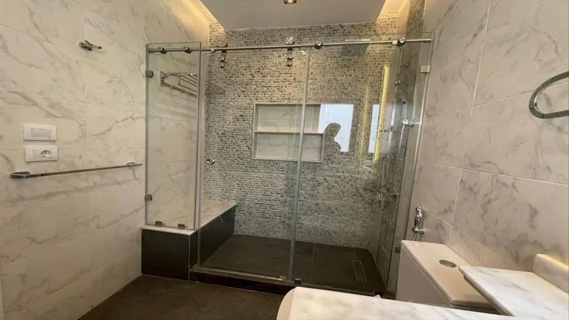 Fully furnished apartment for rent in Lake View