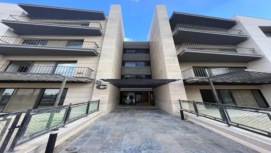 Ready to move luxury finishing in Beverly Hills