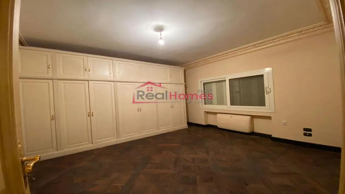 Bright modern renovated apartment for rent