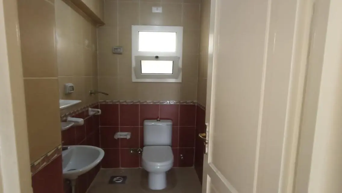 Apartment Ready To Move162m For Sale In Phase 7