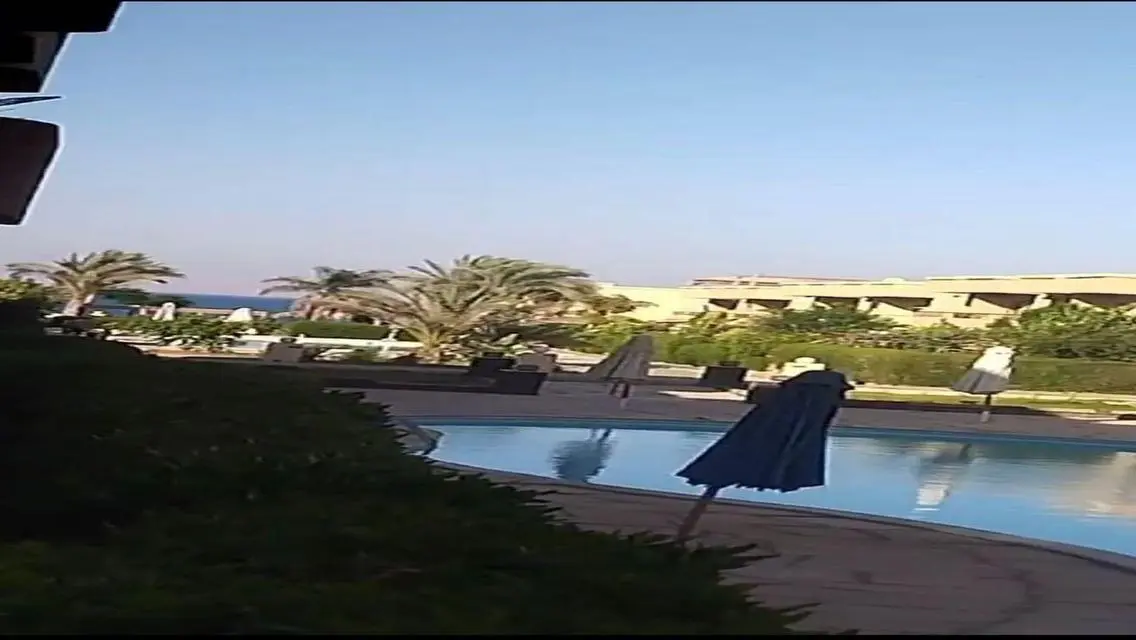 شاليه مميز  للبيع في  قريه هوليداي العين السخنه