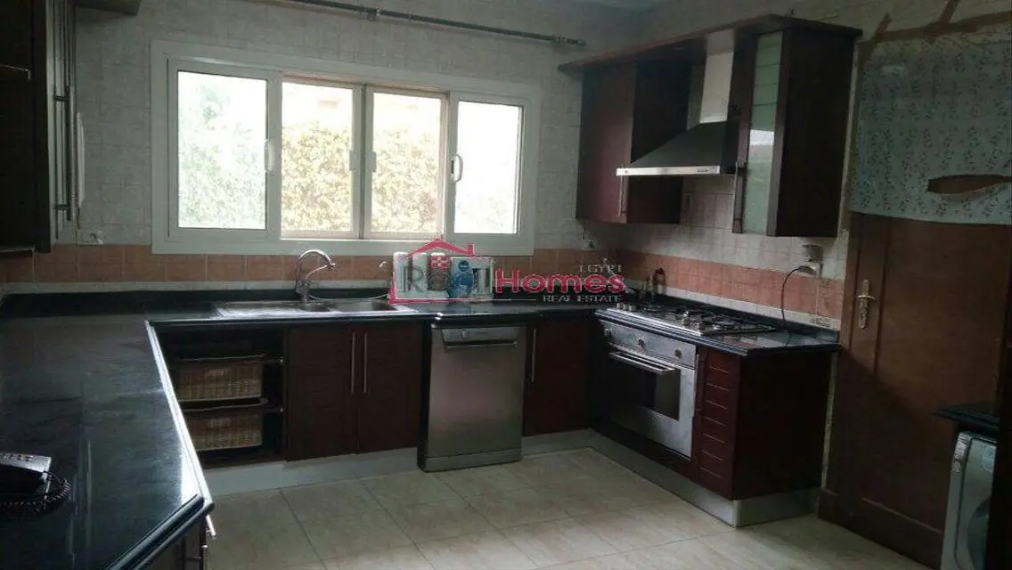 semi furnished villa for rent with golf view
