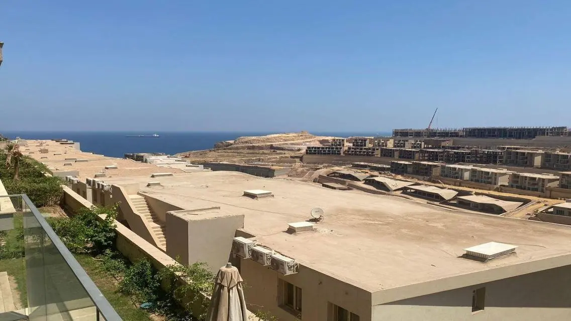 شاليه للبيع فيو بحر ولاجون في المونت جلاله السخنة