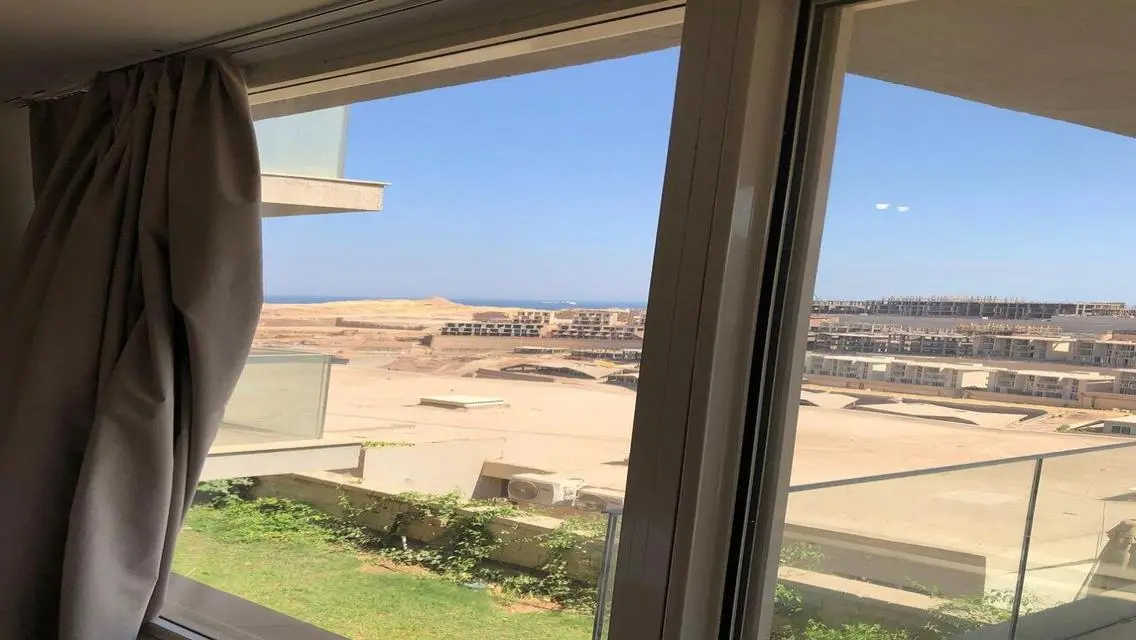 شاليه للبيع فيو بحر ولاجون في المونت جلاله السخنة