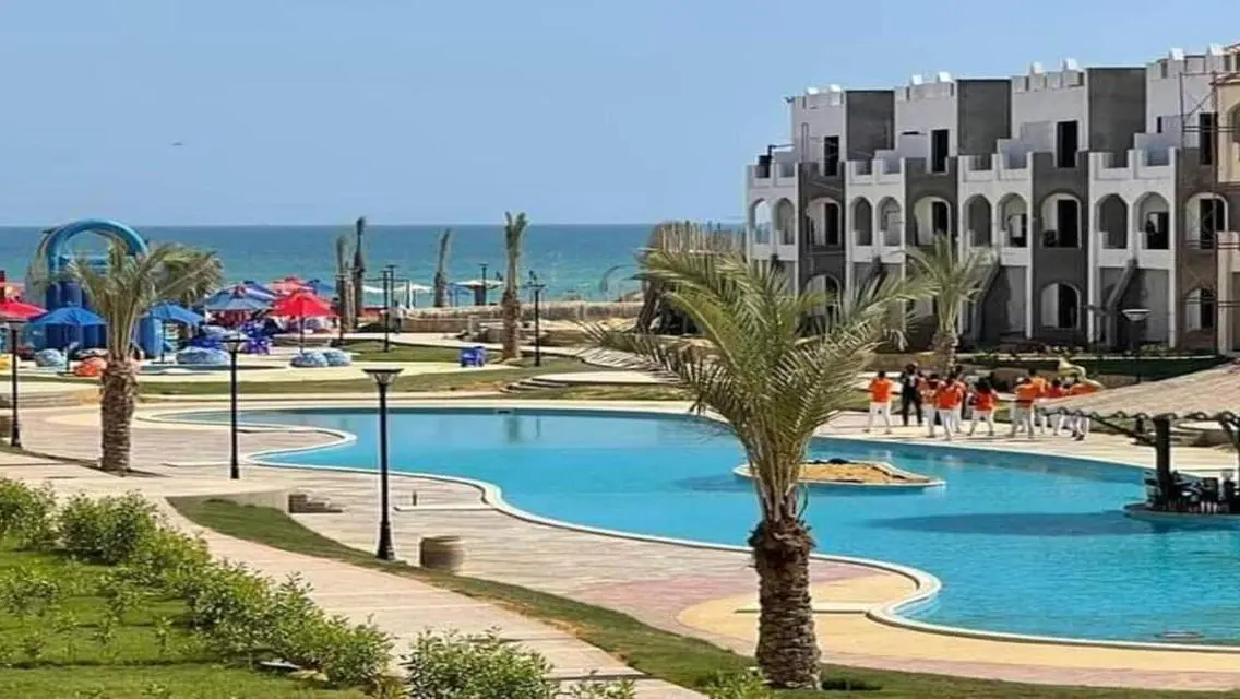 شاليه للبيع ارضي بجاردن في لاسيرينا بالم بيتش