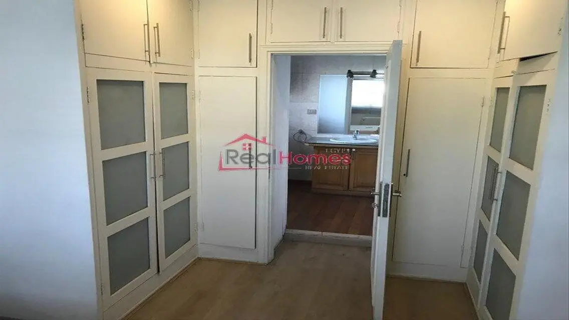 Special rooftop with terrace for rent shared pool