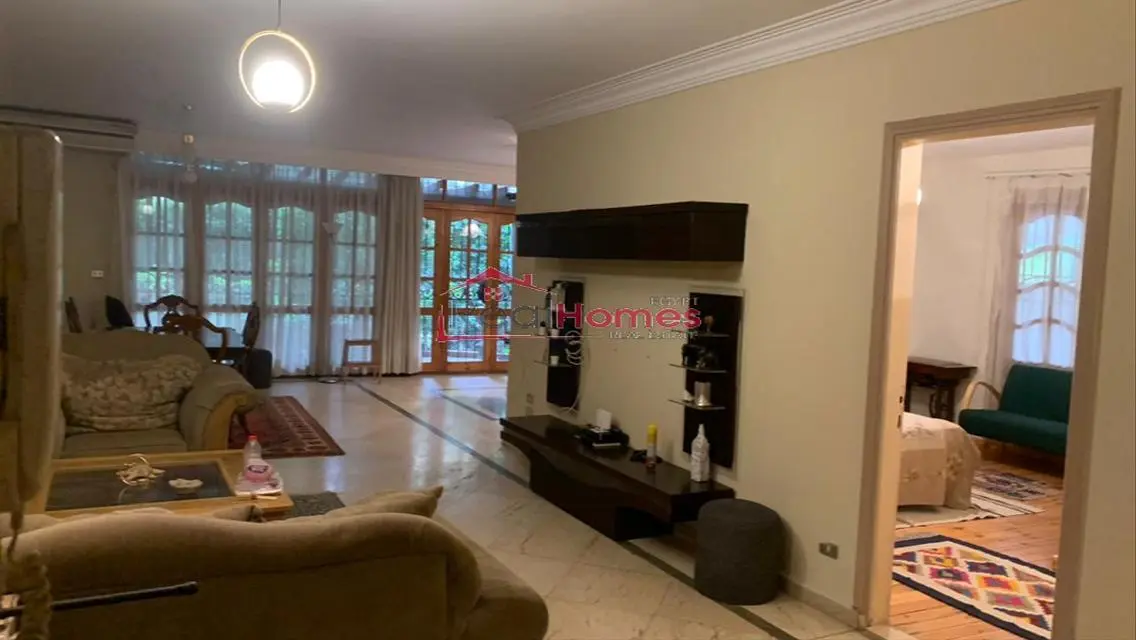 Apartment ground with garden fully furnished