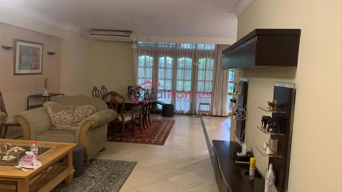 Apartment ground with garden fully furnished