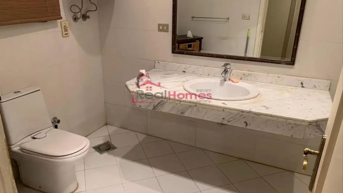 Apartment ground with garden fully furnished