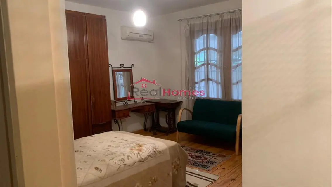 Apartment ground with garden fully furnished
