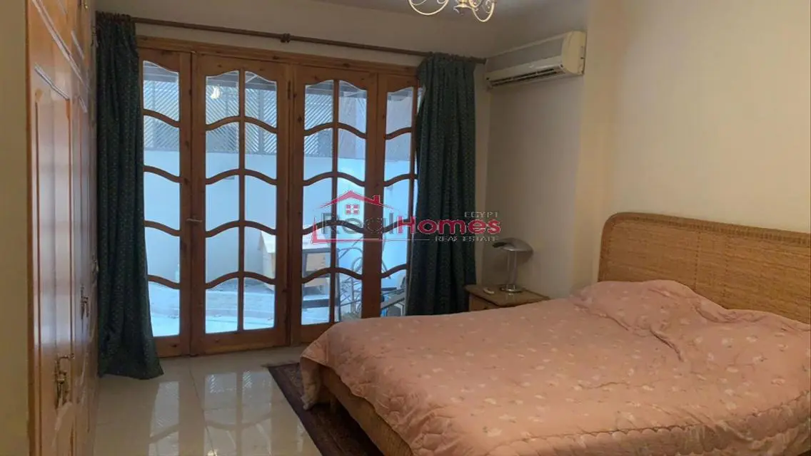 Apartment ground with garden fully furnished