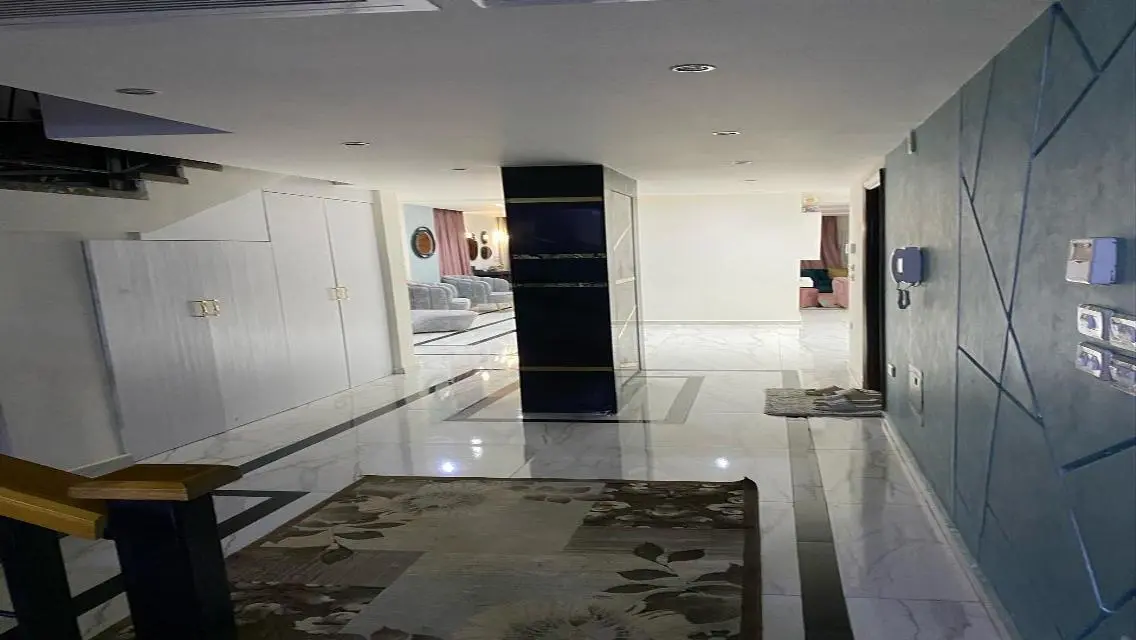 بحدائق الاهرام فيلا دوبلكس 385م واجهه للبيع