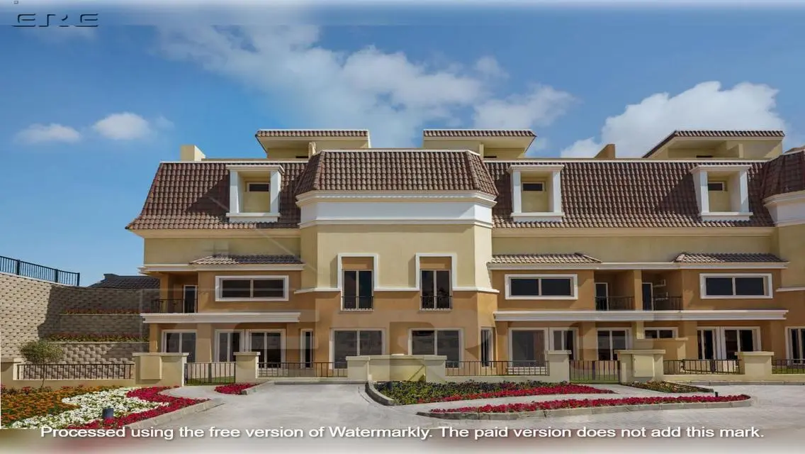 Stunning Lakeview Villa in the Heart of the City
