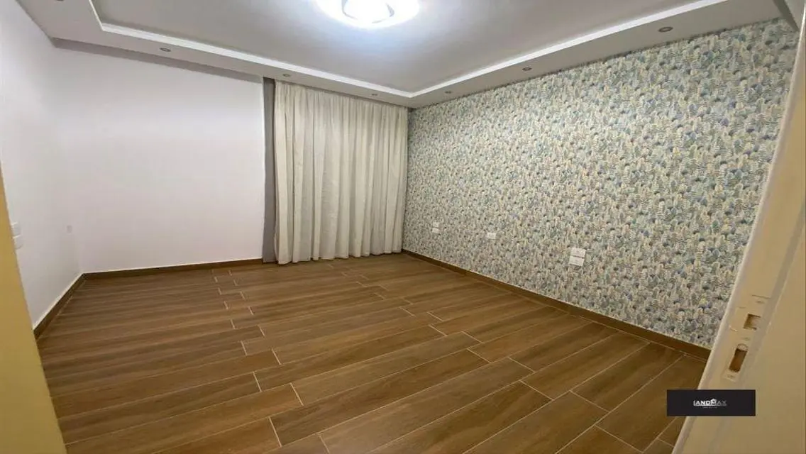 Luxurious Apartment in Spectrum LG 150 - Spacious and Stunning Views
