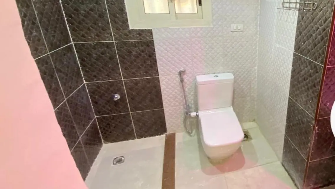شاليه موقع مميز بمارينا٤ ارضي صف تاني بحيره خطوات