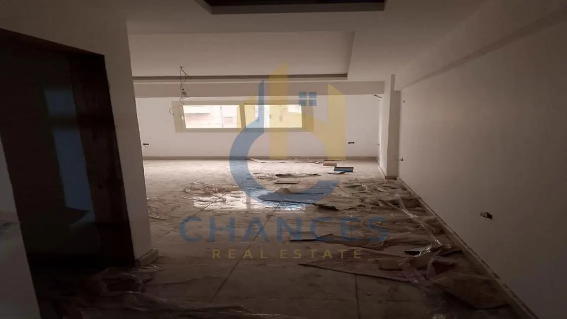 Apartment for sale in Sharq Al-Thalath Al-Maadi