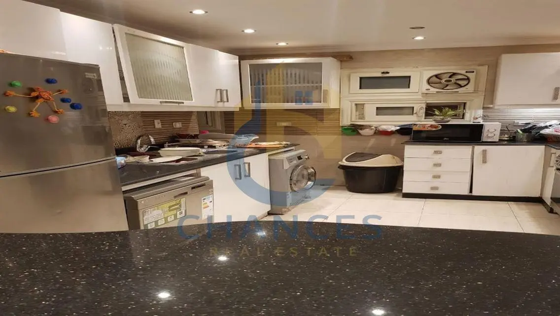 Apartment for sale in Street 77 in Old Maadi