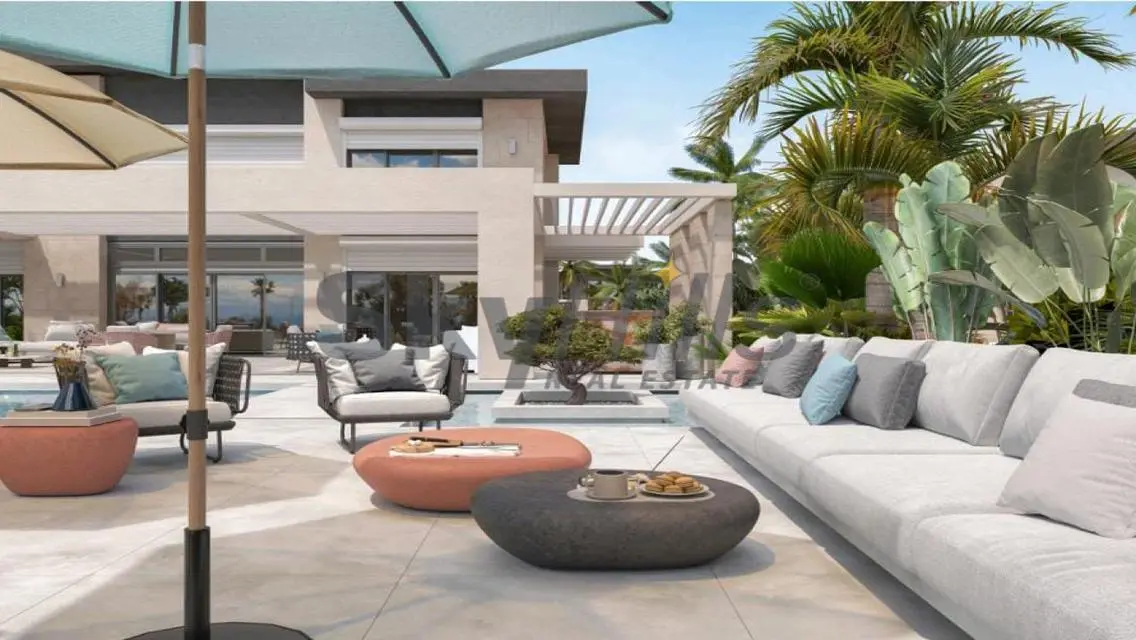Standalone villa partial sea View Swan lake North