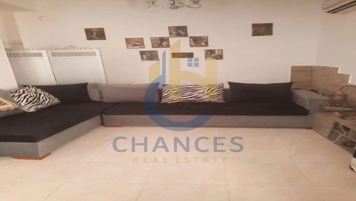 Duplex for sale in South Academy C