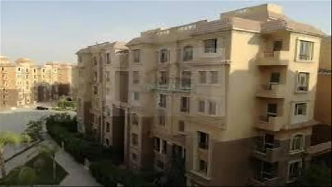 شقة للايجار الفاضي الحي الايطالي  حدائق اكتوبر
