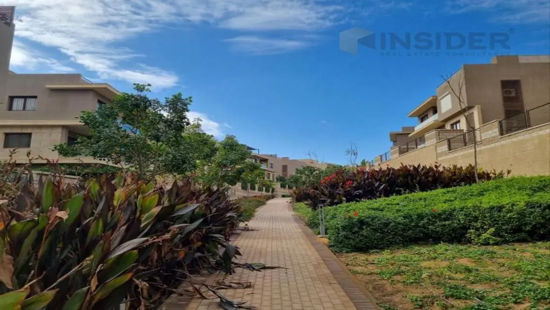 Luxury Villa for Sale with Spacious Area and Stunning View