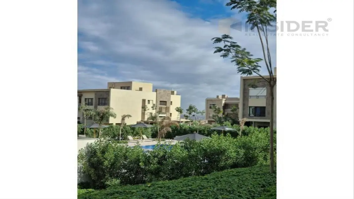 Luxury Villa for Sale with Spacious Area and Stunning View