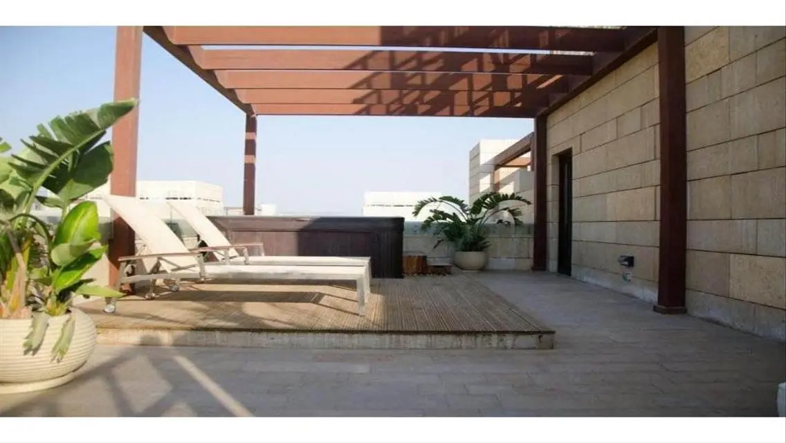Fully finished APT 3BR 174m , RTM - SODIC West