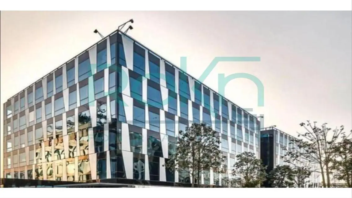 for sale office in Park Street Sheikh Zayed 290 m
