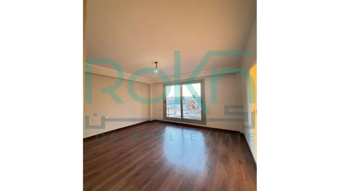 Fully finished apartment for sale in Palm parks