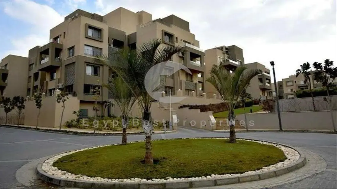 Apartment in Village Gate under market price