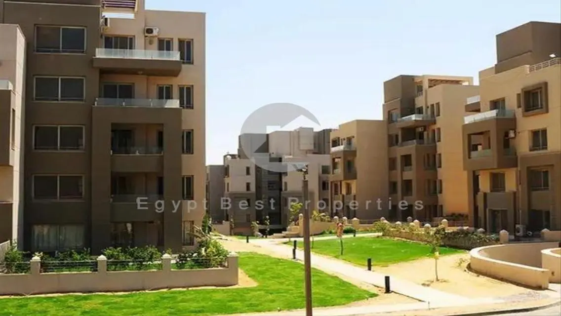 Apartment in Village Gate under market price