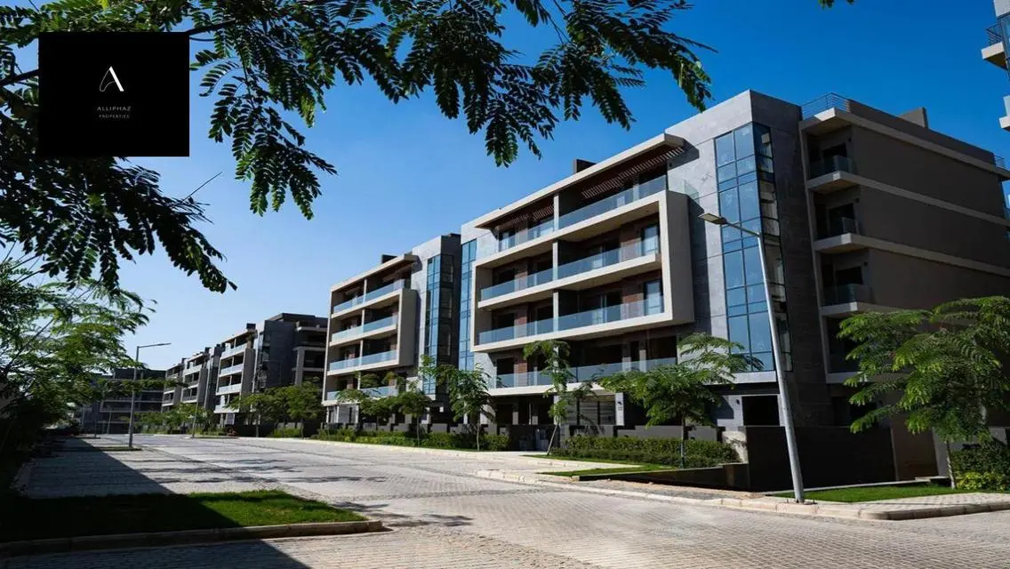 Own your Ready To Move apartment in El Patio Oro