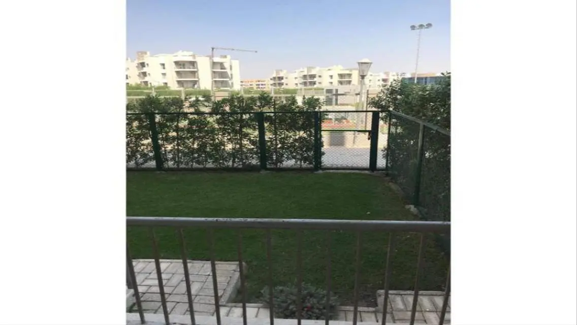 Ground floor with garden under market price