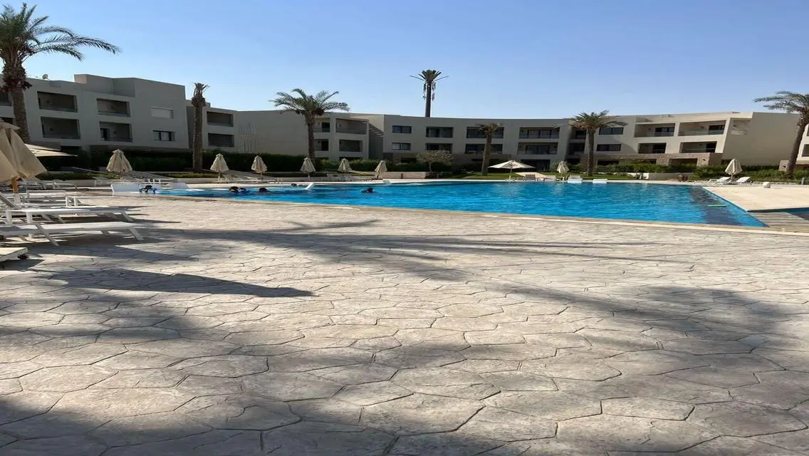فرصة ذهبية لامتلاك عقار بثلاثة خيارات فريدة