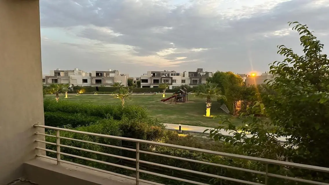 Luxury Apartment for Sale at 16,500,000 EGP with Stunning Views