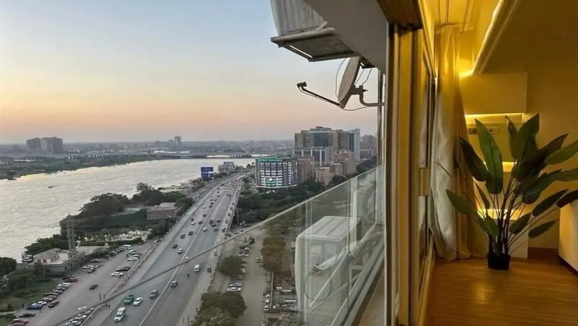 استلم فوري شقة فندقية بإطلالة بانورامية على النيل