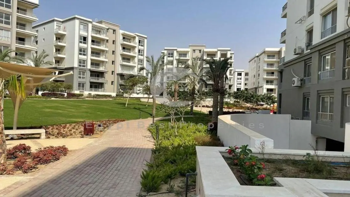 Own apartment resale in best phase in hyde park