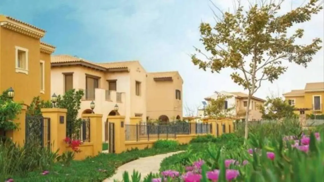 RESALE VILLA Standalone FullyFinished Mivida LO2TA